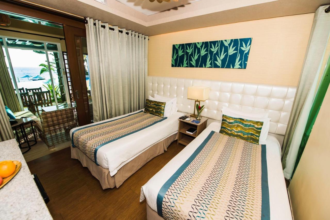 Acuatico Beach Resort & Hotel Inc. San Juan  Exterior photo